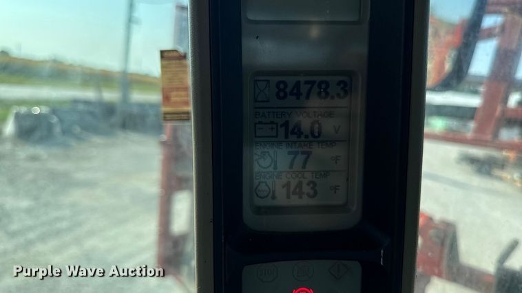 image for item ED1518 2011 Case 4420 Patriot sprayer