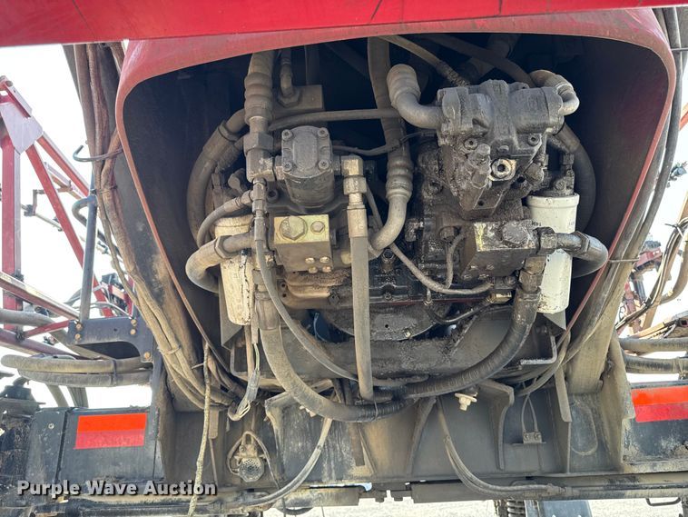 image for item ED1518 2011 Case 4420 Patriot sprayer