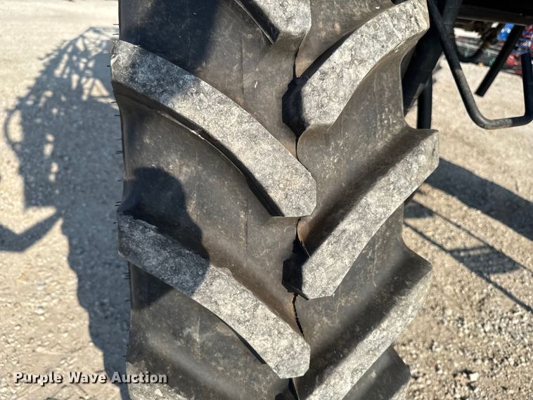 image for item ED1518 2011 Case 4420 Patriot sprayer