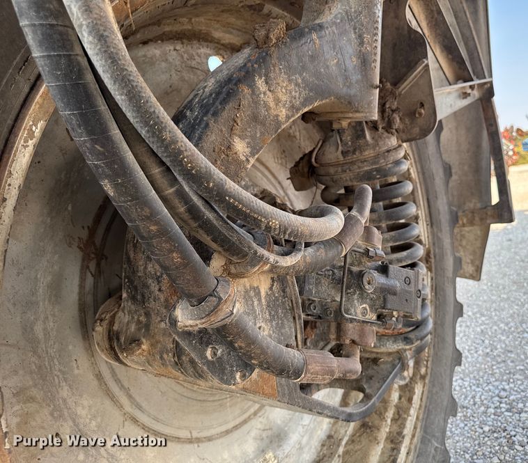 image for item ED1518 2011 Case 4420 Patriot sprayer