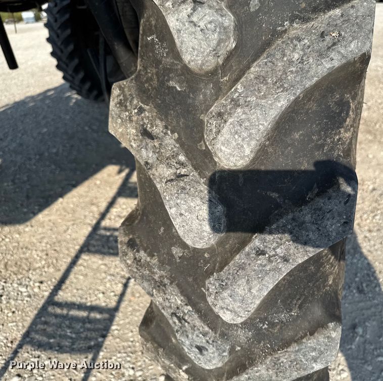 image for item ED1518 2011 Case 4420 Patriot sprayer