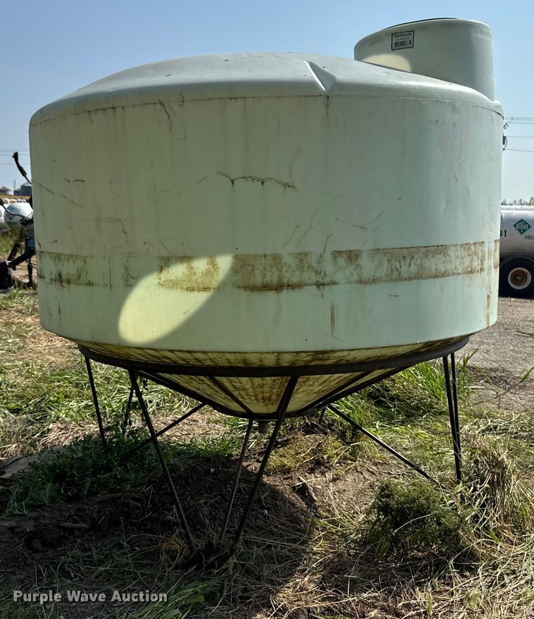 image for item ED1519 Poly tank