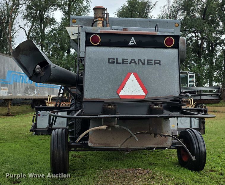 image for item EF3804 Gleaner M2 combine