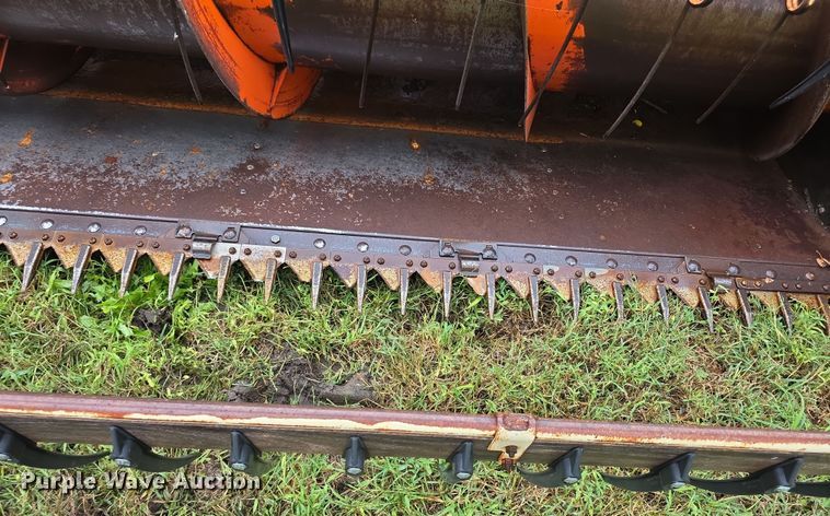 image for item EF3804 Gleaner M2 combine