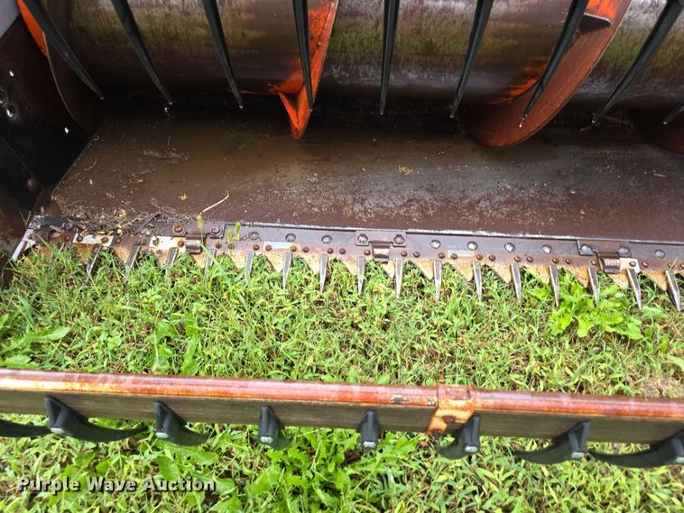 image for item EF3804 Gleaner M2 combine