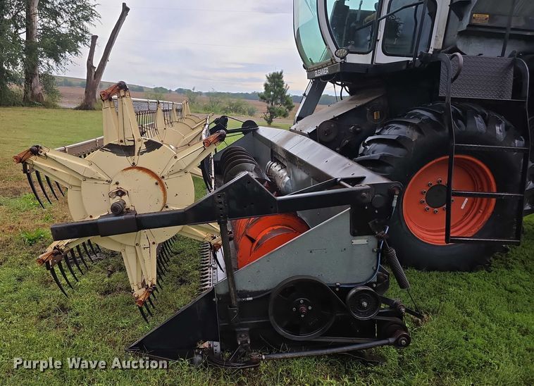 image for item EF3804 Gleaner M2 combine