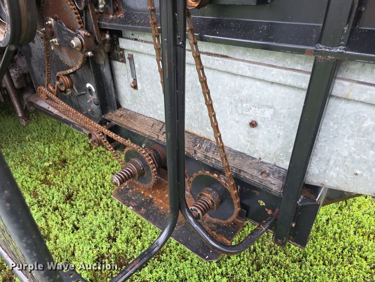 image for item EF3804 Gleaner M2 combine