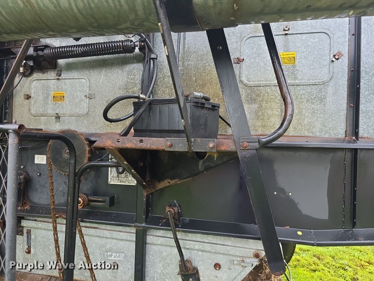 image for item EF3804 Gleaner M2 combine