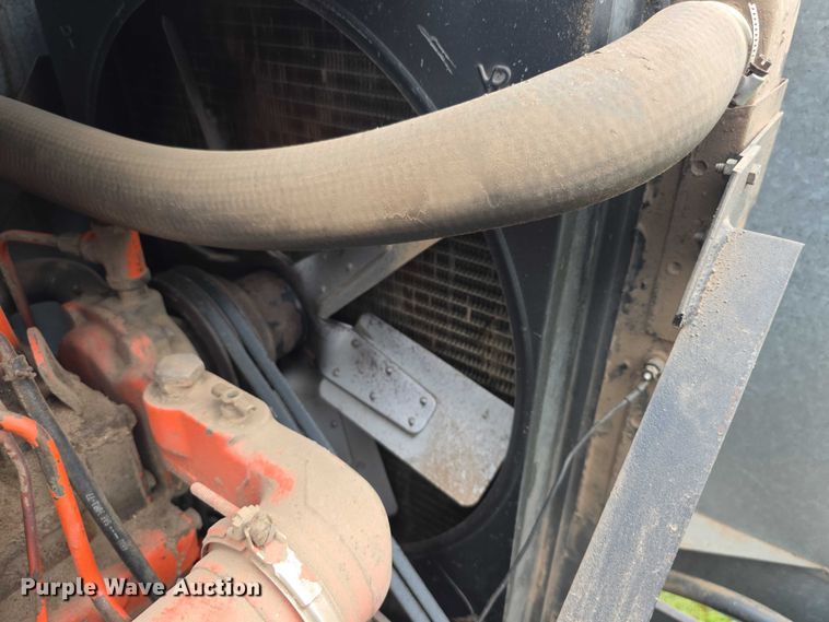 image for item EF3804 Gleaner M2 combine