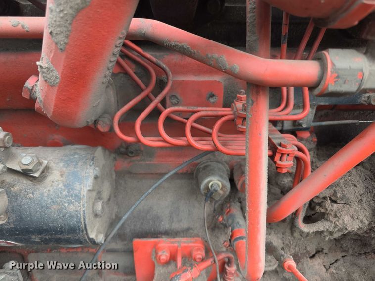 image for item EF3804 Gleaner M2 combine