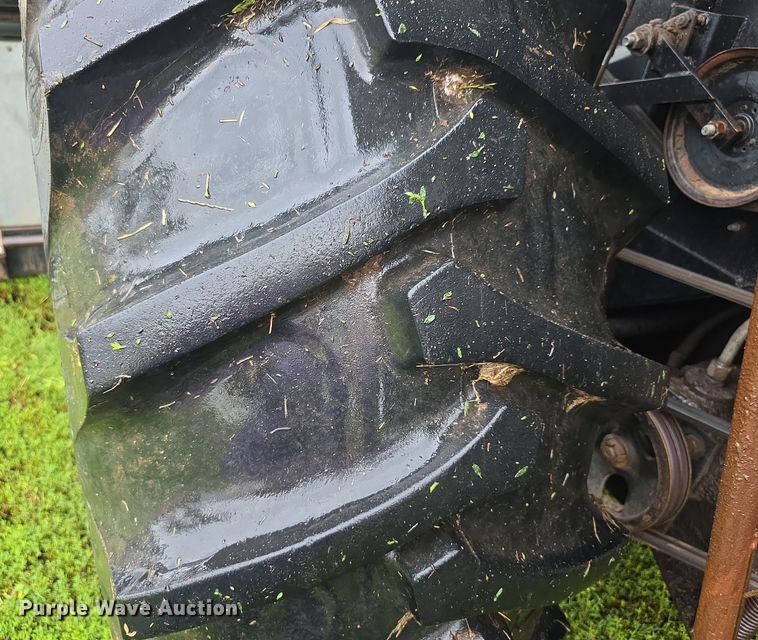 image for item EF3804 Gleaner M2 combine