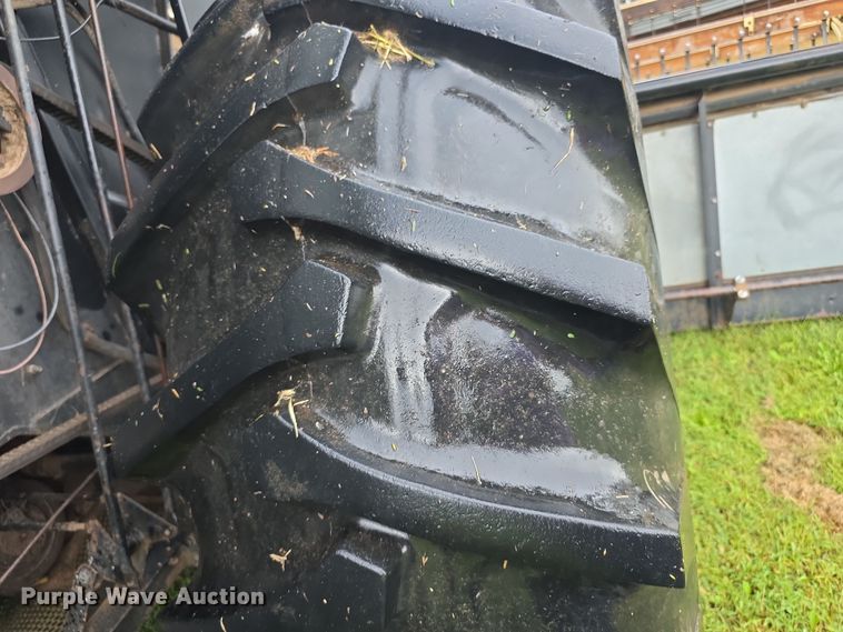 image for item EF3804 Gleaner M2 combine