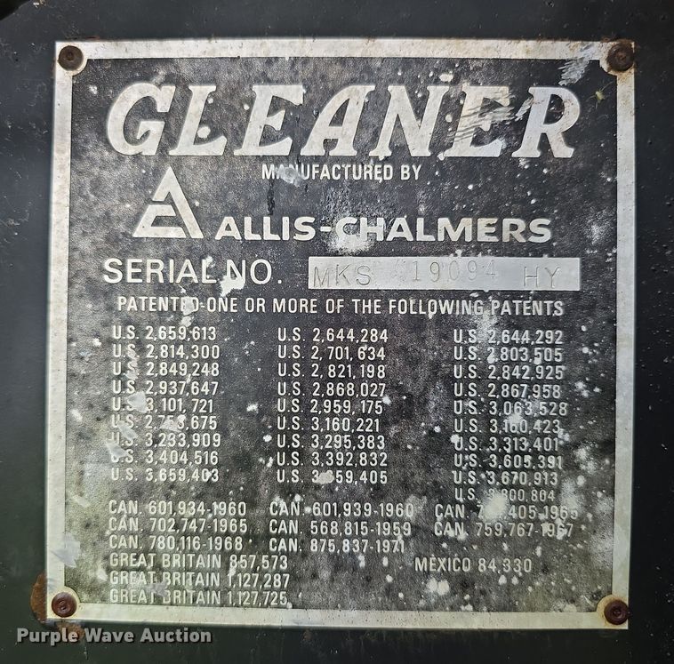 image for item EF3804 Gleaner M2 combine