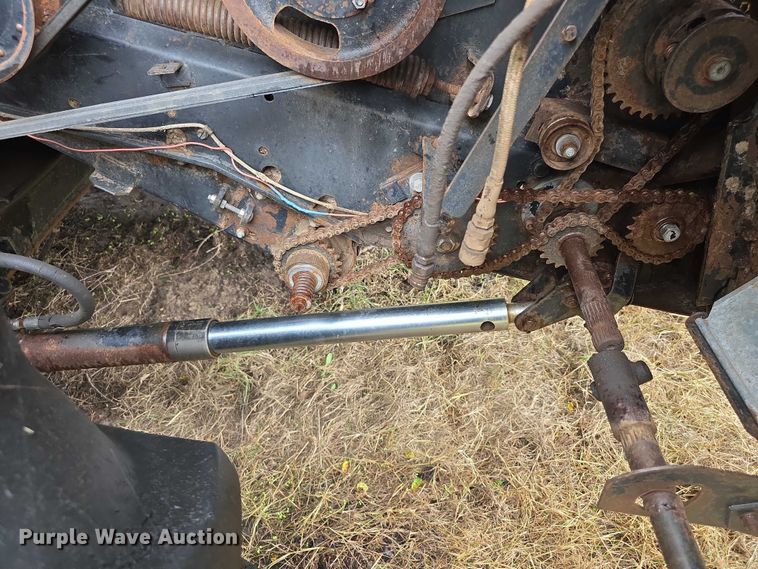 image for item EF3805 Gleaner M2  combine