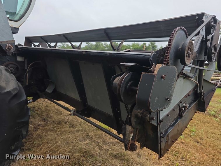 image for item EF3805 Gleaner M2  combine