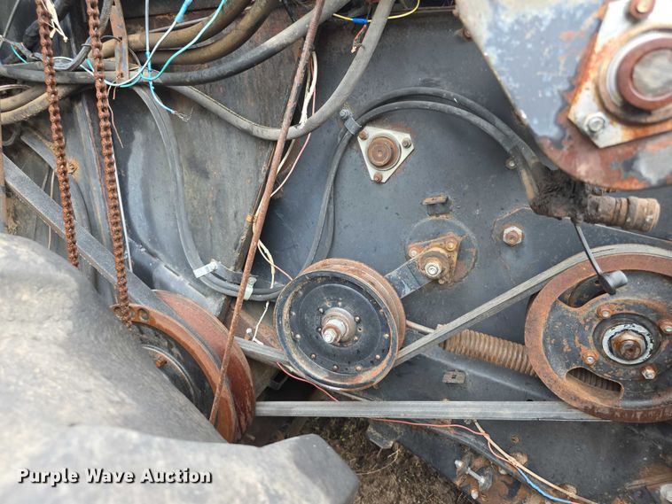 image for item EF3805 Gleaner M2  combine