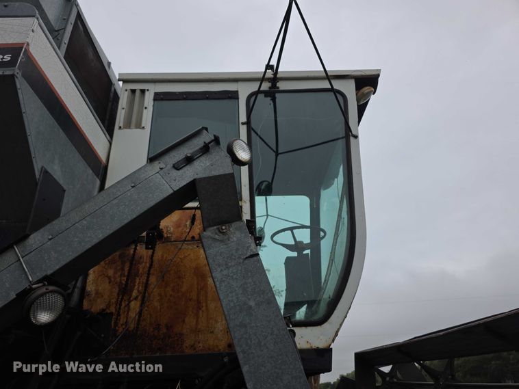 image for item EF3805 Gleaner M2  combine