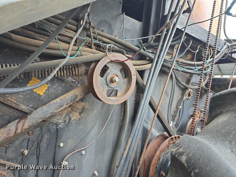 image for item EF3805 Gleaner M2  combine