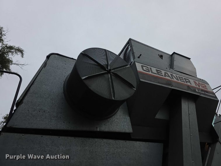 image for item EF3805 Gleaner M2  combine