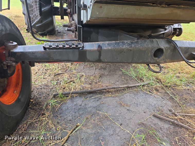 image for item EF3805 Gleaner M2  combine