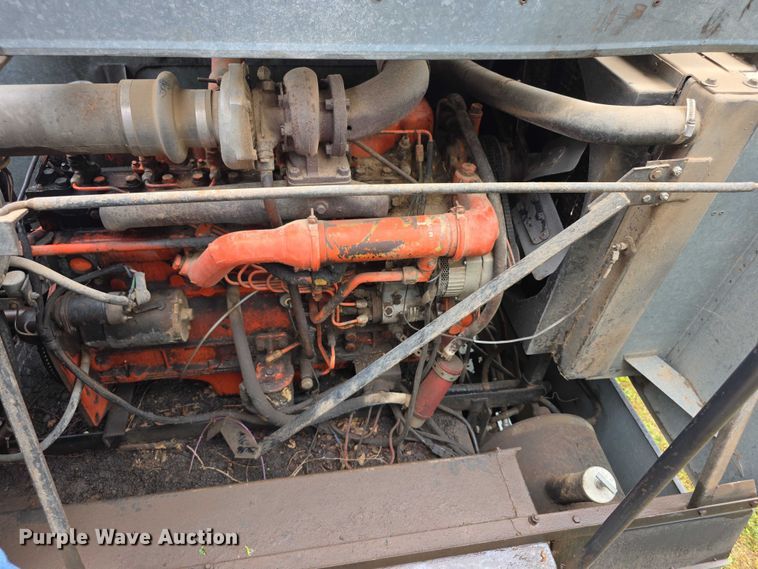 image for item EF3805 Gleaner M2  combine