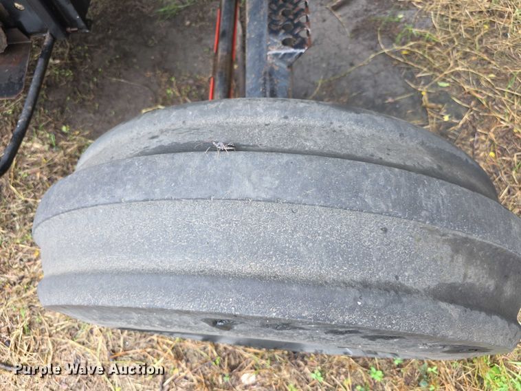 image for item EF3805 Gleaner M2  combine