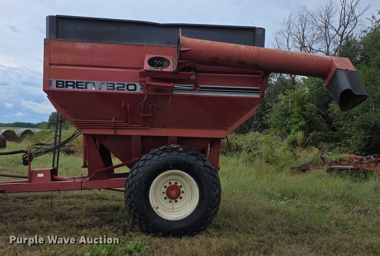 image for item EF3811 Brent 320 grain cart