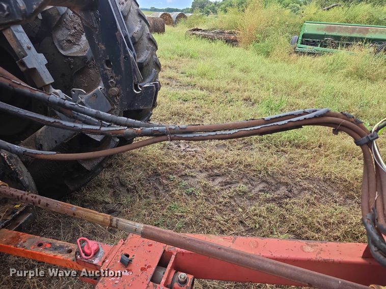 image for item EF3811 Brent 320 grain cart