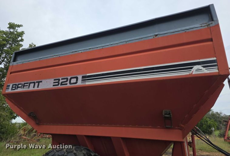 image for item EF3811 Brent 320 grain cart