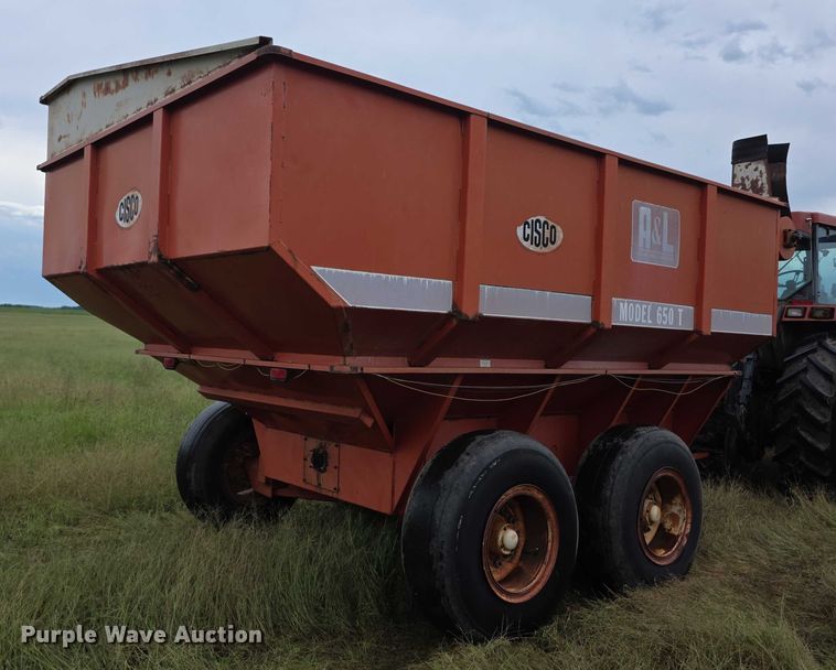 image for item EF3812 A&L Cisco 650T grain cart