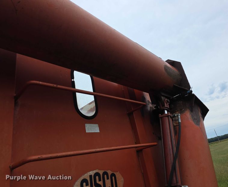 image for item EF3812 A&L Cisco 650T grain cart