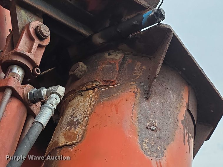 image for item EF3812 A&L Cisco 650T grain cart