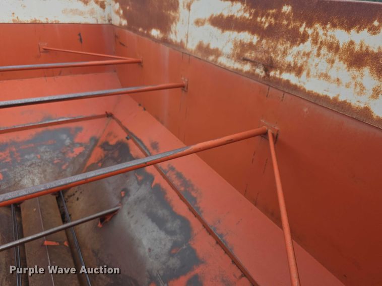 image for item EF3812 A&L Cisco 650T grain cart