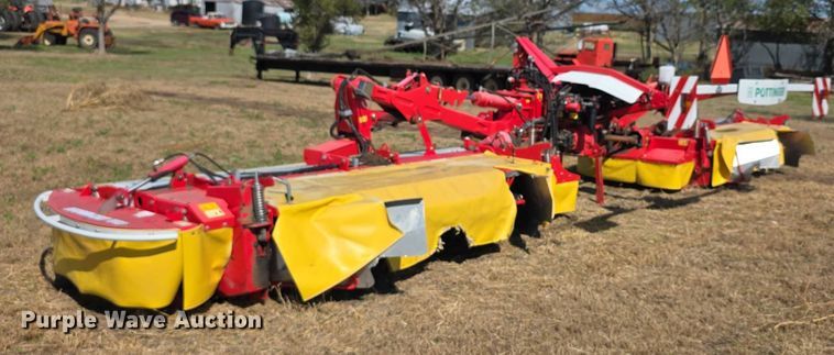 image for item EF3838 (2) 2015 Pottinger Novacat V10 RC and Novacat 351 Alpha-Motion RC disc mowers