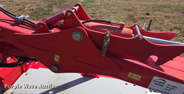 image for item EF3838 (2) 2015 Pottinger Novacat V10 RC and Novacat 351 Alpha-Motion RC disc mowers