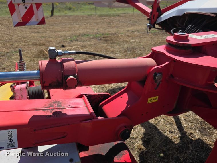 image for item EF3838 (2) 2015 Pottinger Novacat V10 RC and Novacat 351 Alpha-Motion RC disc mowers