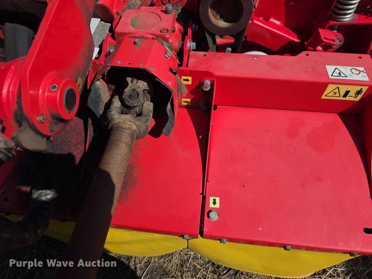 image for item EF3838 (2) 2015 Pottinger Novacat V10 RC and Novacat 351 Alpha-Motion RC disc mowers