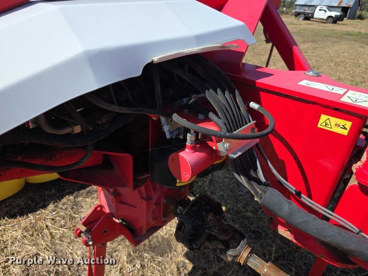 image for item EF3838 (2) 2015 Pottinger Novacat V10 RC and Novacat 351 Alpha-Motion RC disc mowers