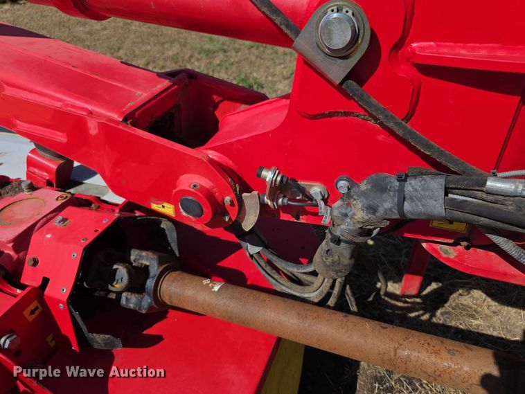image for item EF3838 (2) 2015 Pottinger Novacat V10 RC and Novacat 351 Alpha-Motion RC disc mowers