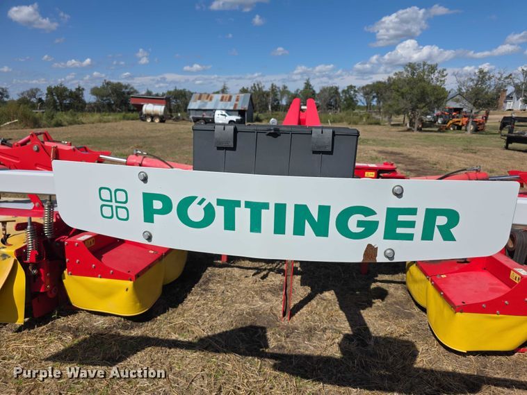 image for item EF3838 (2) 2015 Pottinger Novacat V10 RC and Novacat 351 Alpha-Motion RC disc mowers