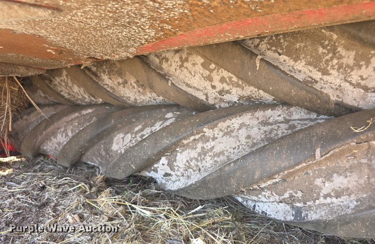 image for item EF3838 (2) 2015 Pottinger Novacat V10 RC and Novacat 351 Alpha-Motion RC disc mowers