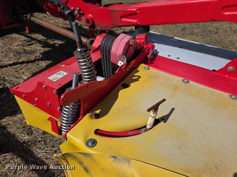 image for item EF3838 (2) 2015 Pottinger Novacat V10 RC and Novacat 351 Alpha-Motion RC disc mowers