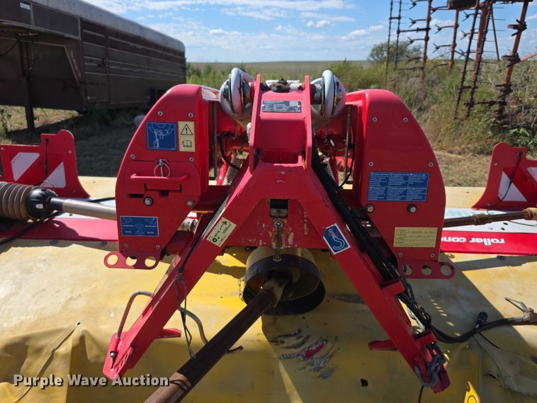 image for item EF3838 (2) 2015 Pottinger Novacat V10 RC and Novacat 351 Alpha-Motion RC disc mowers