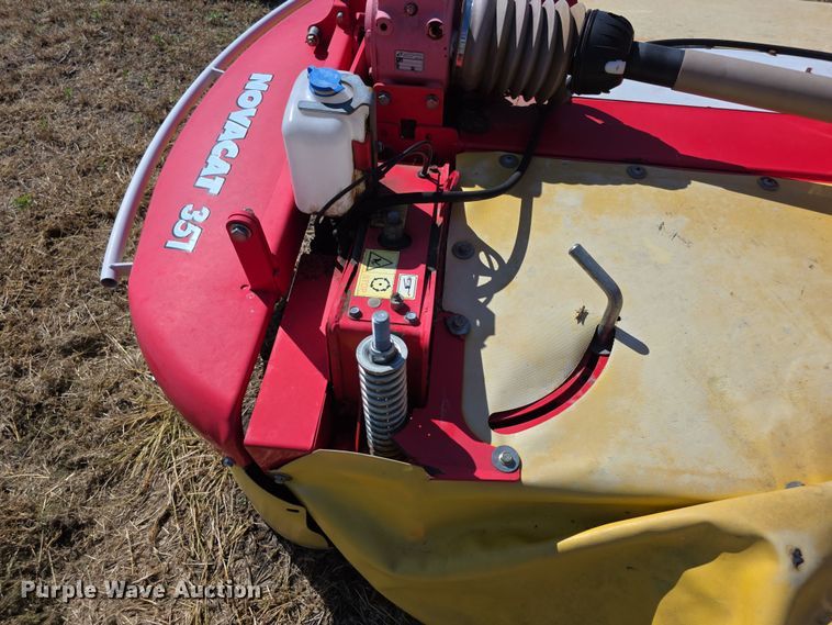 image for item EF3838 (2) 2015 Pottinger Novacat V10 RC and Novacat 351 Alpha-Motion RC disc mowers