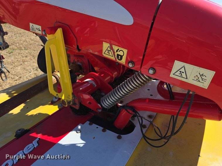 image for item EF3838 (2) 2015 Pottinger Novacat V10 RC and Novacat 351 Alpha-Motion RC disc mowers