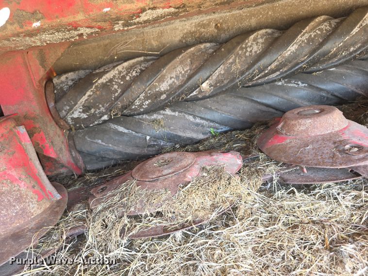 image for item EF3838 (2) 2015 Pottinger Novacat V10 RC and Novacat 351 Alpha-Motion RC disc mowers