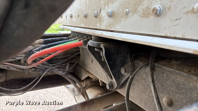 image for item EM0049 2017 Kenworth T370 feed delivery truck