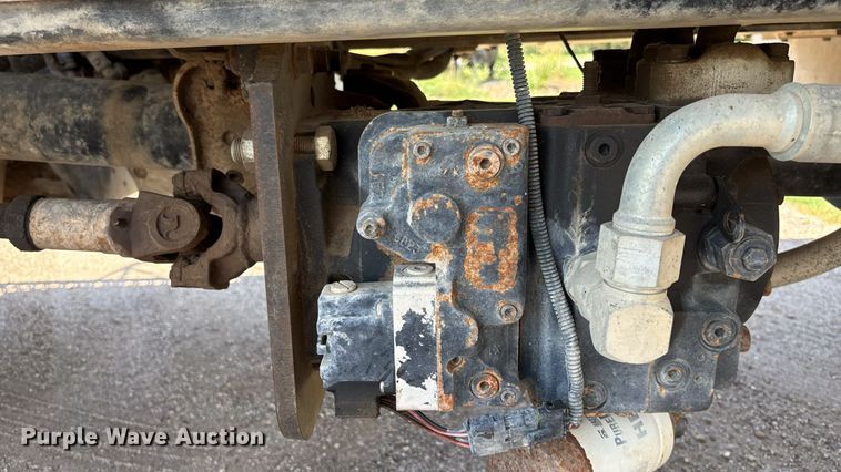 image for item EM0049 2017 Kenworth T370 feed delivery truck