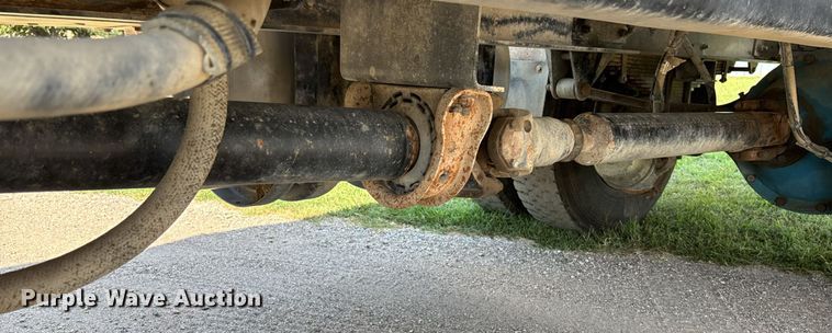 image for item EM0049 2017 Kenworth T370 feed delivery truck