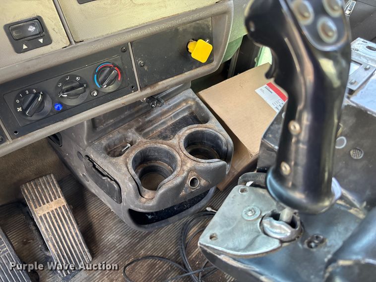 image for item EM0049 2017 Kenworth T370 feed delivery truck